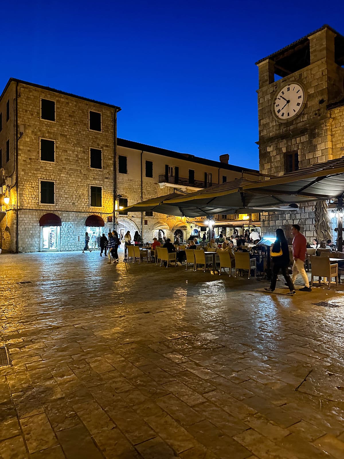 kotor old town Anestventure