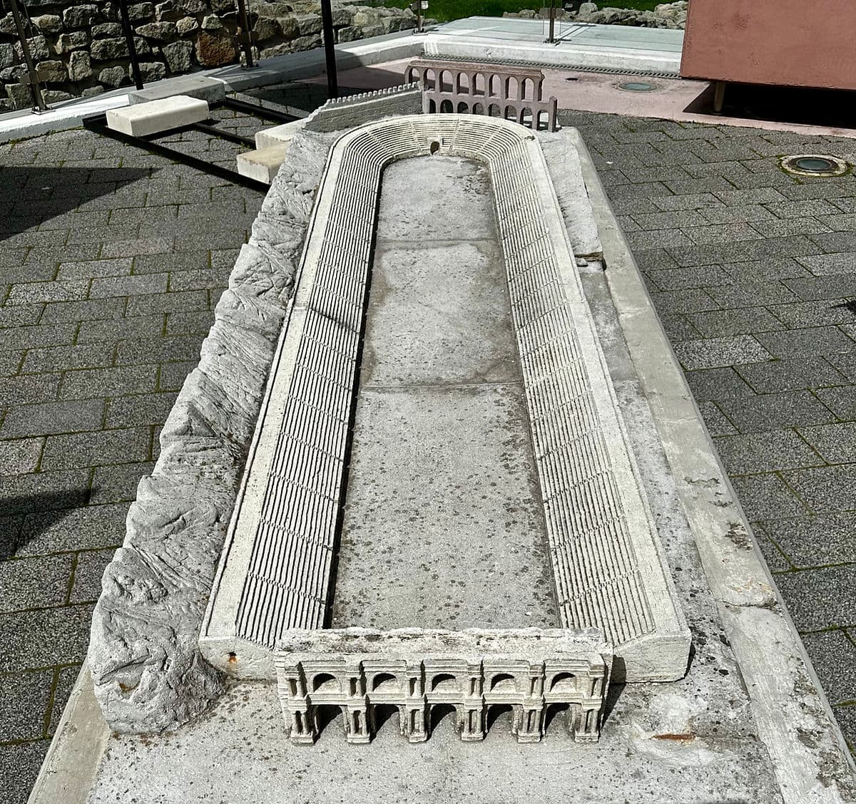 roma stadyumunun minyatürü anestventure