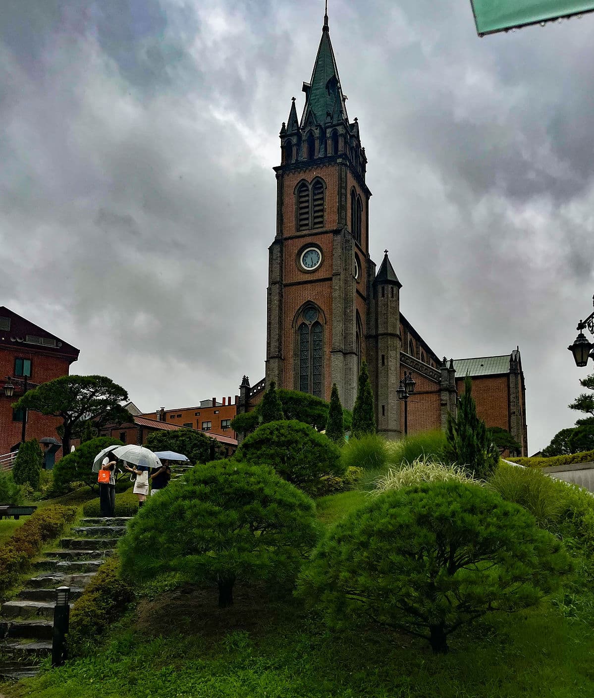 Myeong-dong Cathedral anestventure