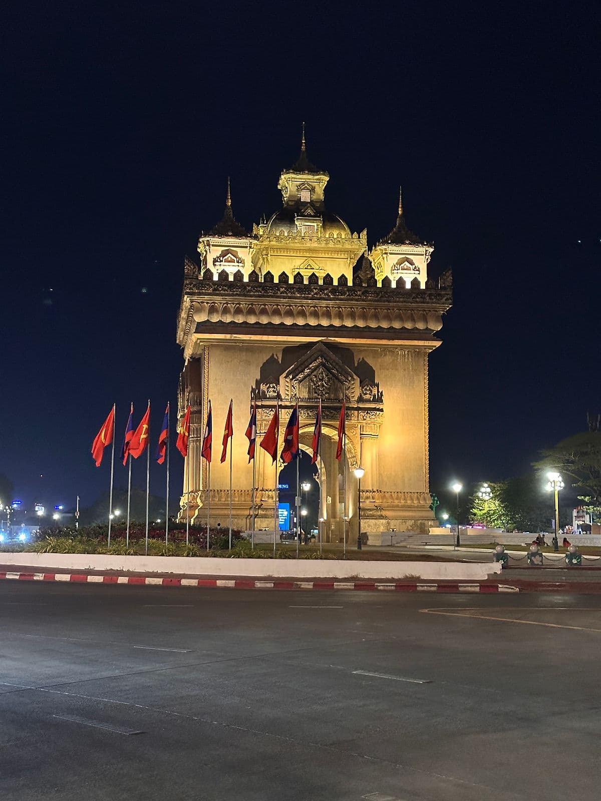 Patuxay Anıtı