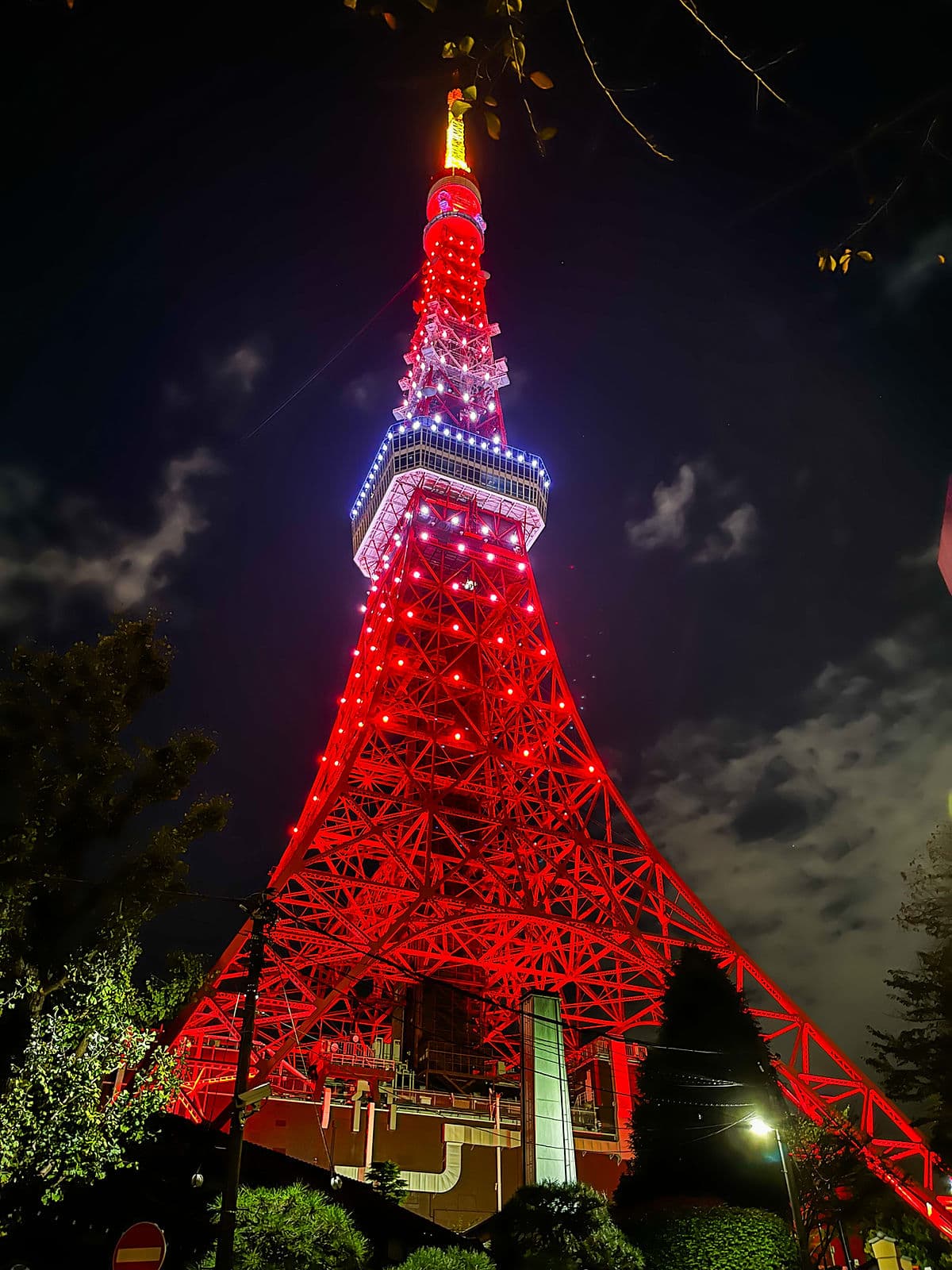 TOKYO TOWER