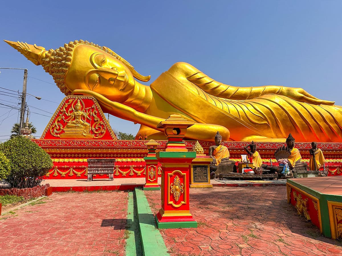 Laos Vientiane Pha That Luang Budist tapınağı